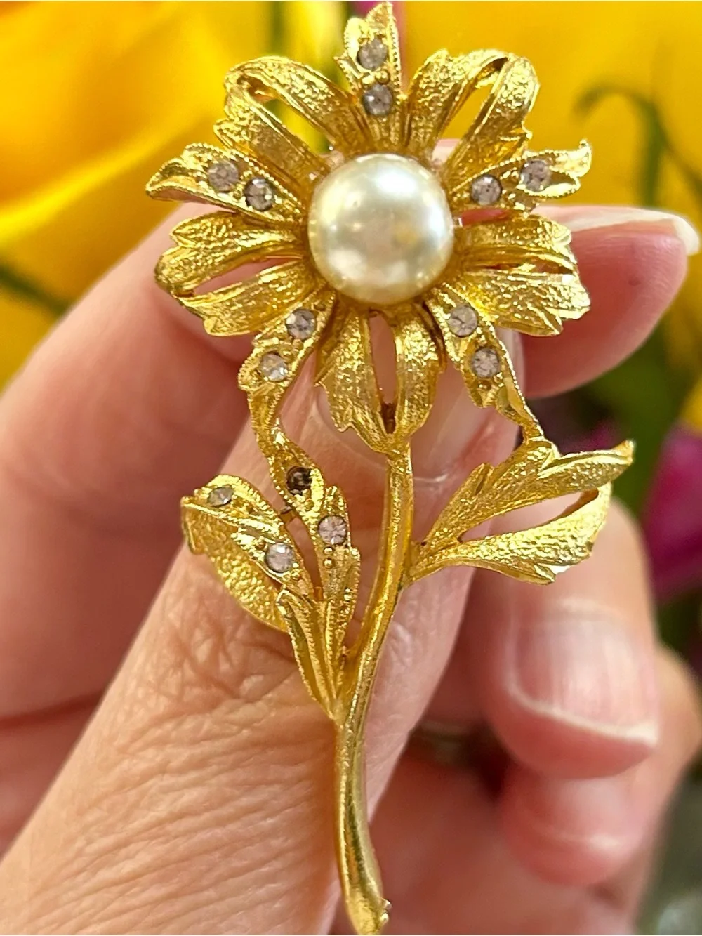 N/A small pin